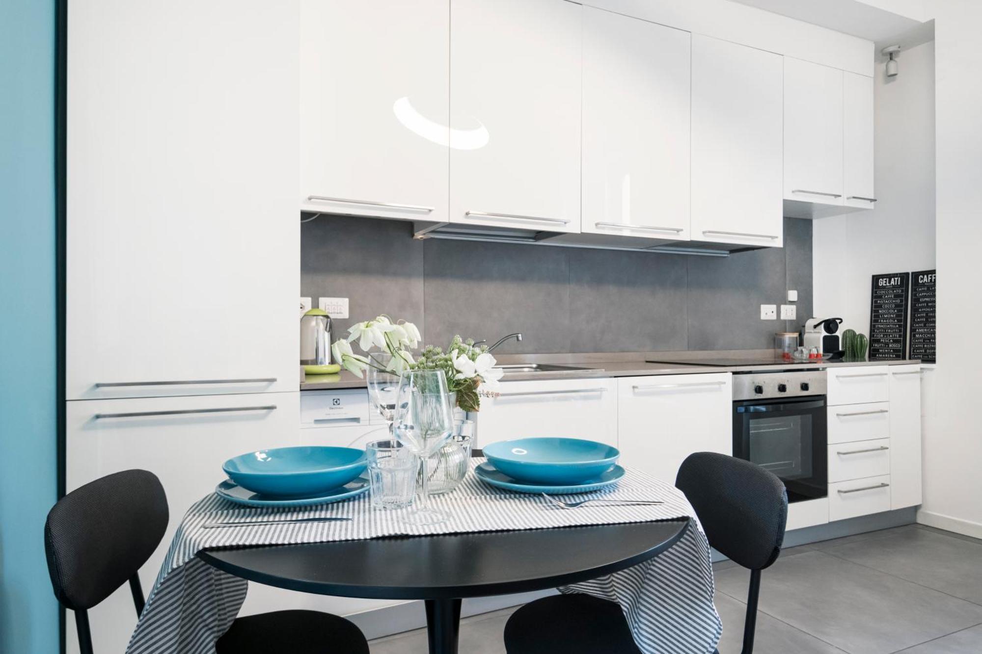 New Flat Fully Furnished In P.Ta Romana ミラノ エクステリア 写真