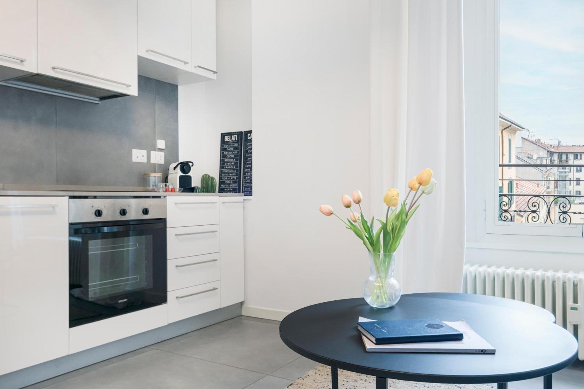 New Flat Fully Furnished In P.Ta Romana ミラノ エクステリア 写真